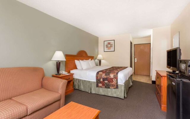 Baymont Inn & Suites LaGrange