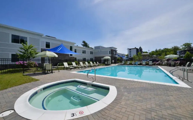Atlantic Oceanside Hotel & Conference Center