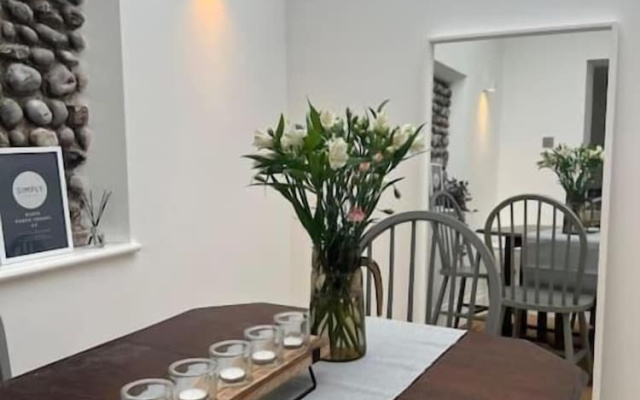 Samphire House
