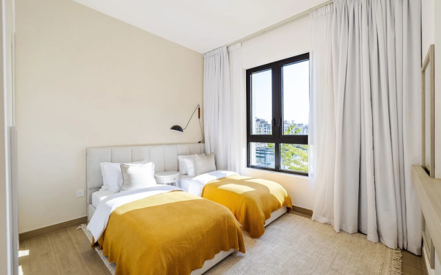 Le Pont Port De La Mer