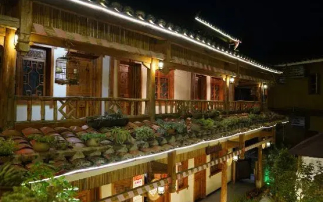 Nicuo Yeluo Inn