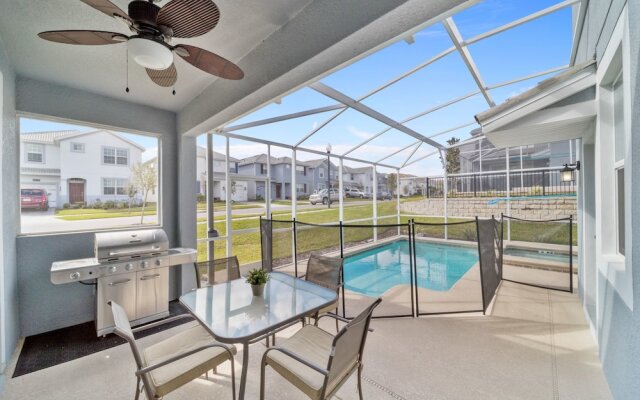 Modern Star Wars Vacation Home CG1593