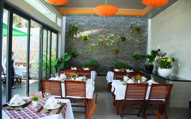 Canary Beach Resort
