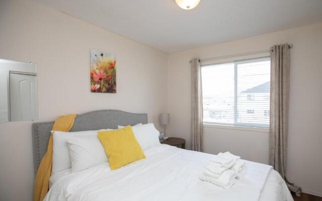 Elegant 4 Bedroom on Comdale