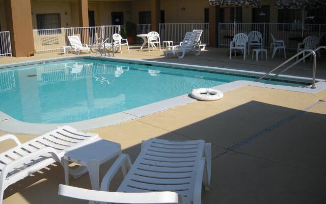 Quality Inn & Suites Owasso US-169