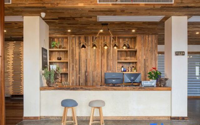 Yunhai Jiangnan Tianchi Light Luxury Holiday Guesthouse