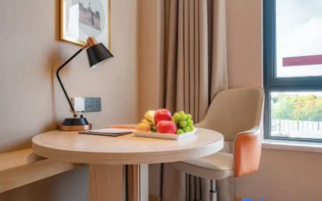 Vienna Hotel (Harbin Taiping International Airport Branch)