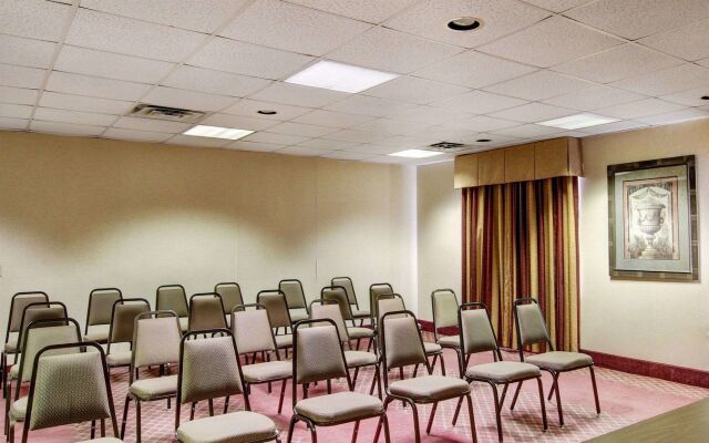 FairBridge Inn & Suites Cleburne