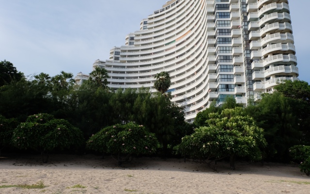 Payoon Garden Cliff Condominium