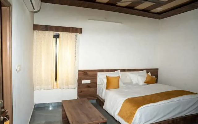 Raj Bagh Resort
