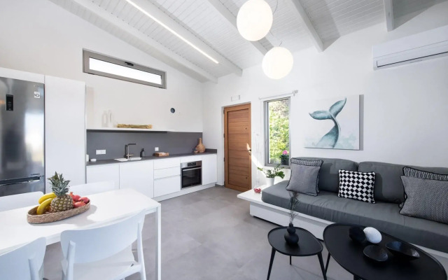 Theros Residence