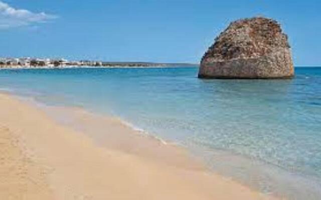 La Perla Holiday Home