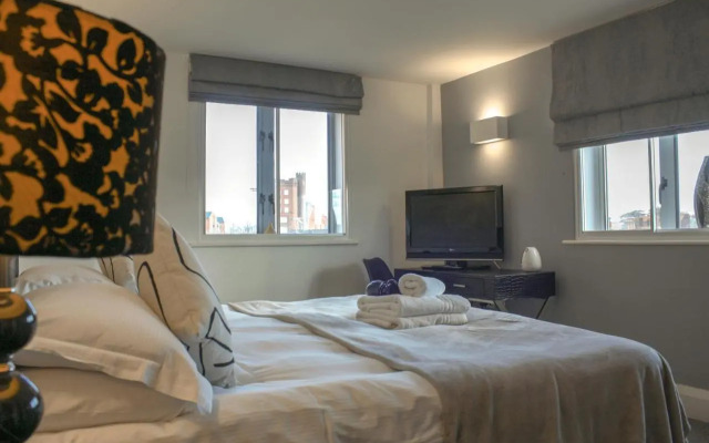 Merchants Place Apartment