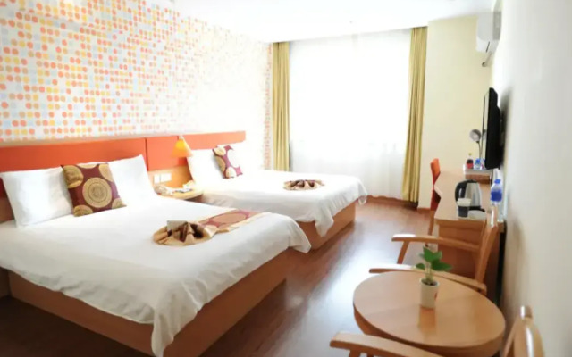 Home Inn Jilin Century Plaza Huashan Road