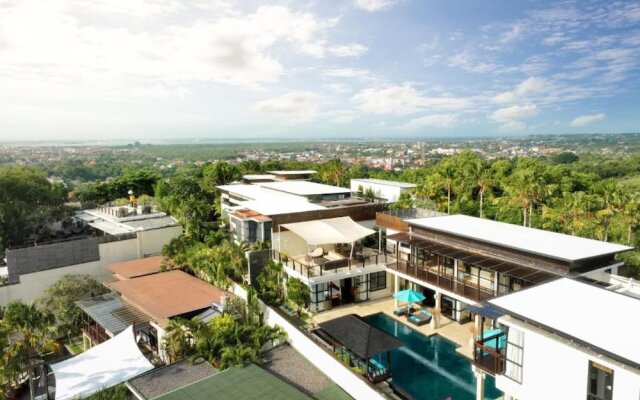Villa Jamalu by Nakula