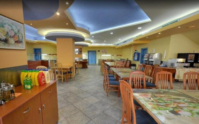 Hotel Dana Park