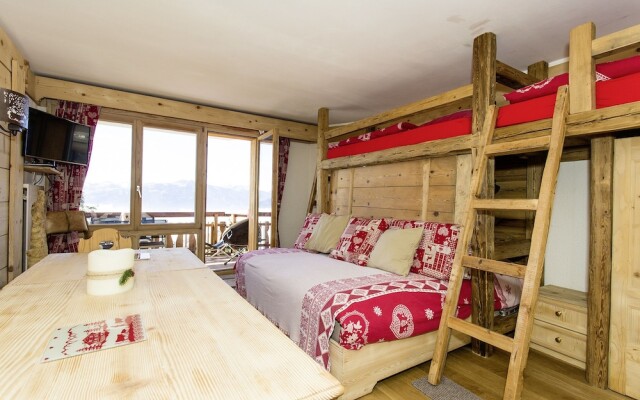 Villars Bristol Apartments