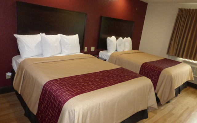 Red Roof Inn Hayward