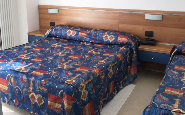 Hotel Athena