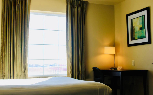 Cobblestone Hotel & Suites – Devils Lake