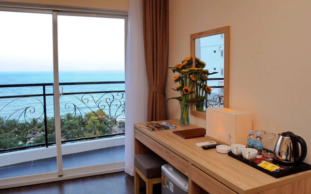 Begonia Nha Trang Hotel