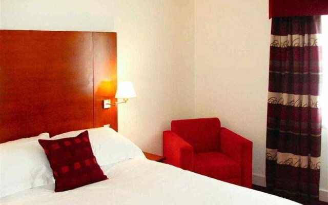 Mercure Cardiff Centre Hotel