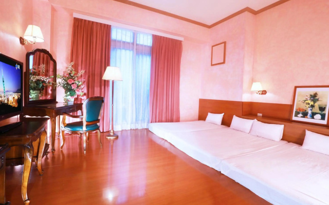 East Commercial Affairs Hotel
