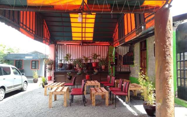 Korompoi Motel