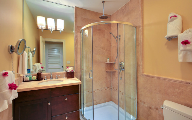 Windsong on the Reef