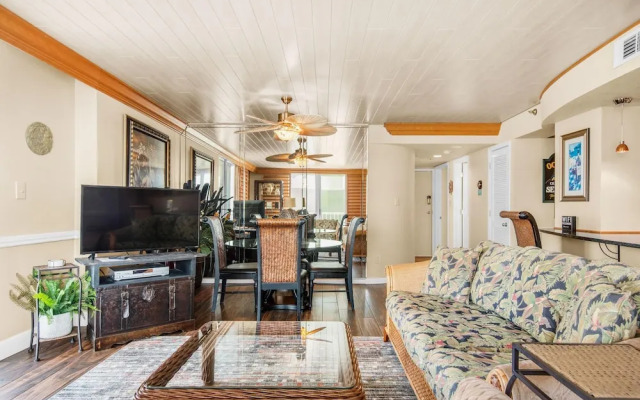 Tristan Towers Unit 1B