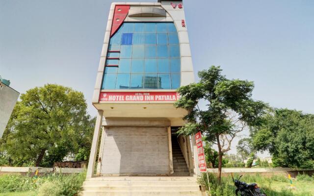 SPOT ON 78910 Grand Inn