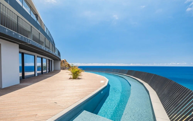 Atlantic Gem by Madeira Sun Travel