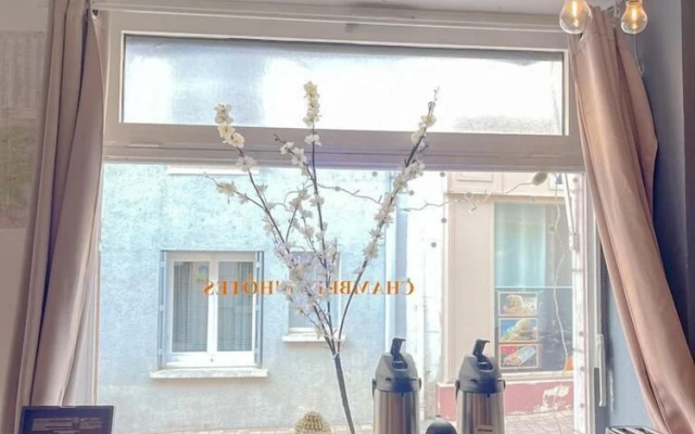Felicidade Hostel