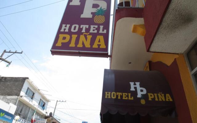 Hotel Piña