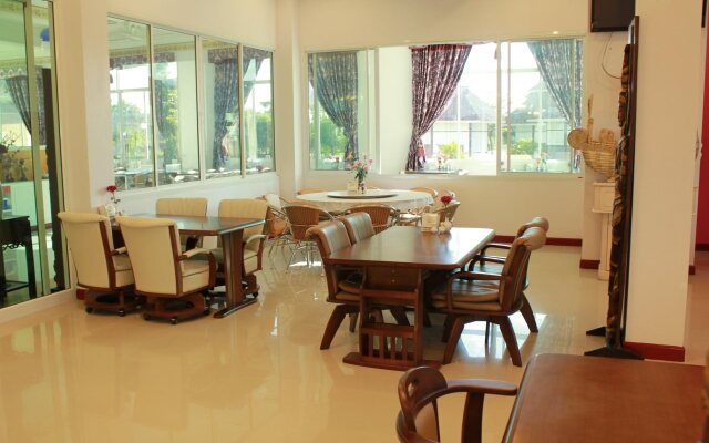 Muangthongthani Resort Nakhon Ratchasima