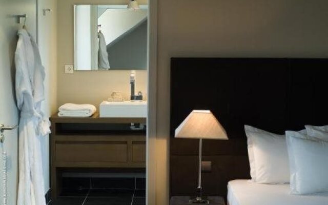 Pol Hotel