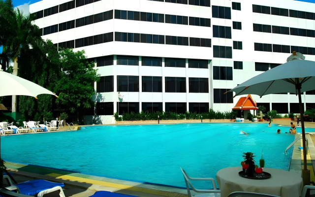 Ayutthaya Grand Hotel