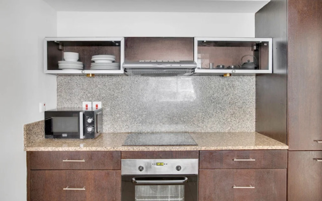 Cozy Marina View 1BR w Pool Gym