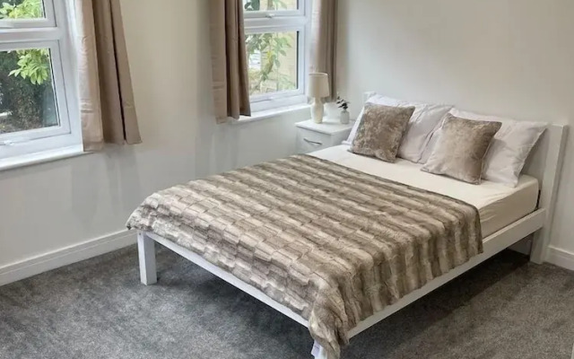 Lovely Two Bedroom Home