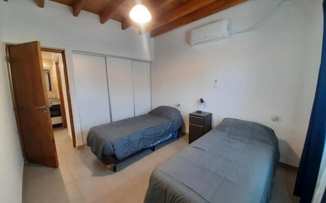 5 - Departamento 2 Dormitorios, Cochera - Mendoza Argentina