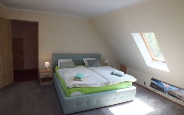 Country House Premium