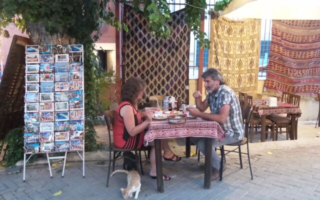 Ali Baba's House