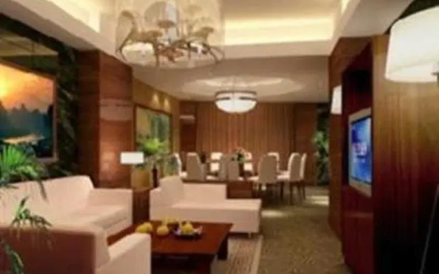Best Western Grand Sky International Hotel