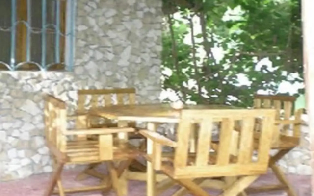 Le Calao du Lac Rose