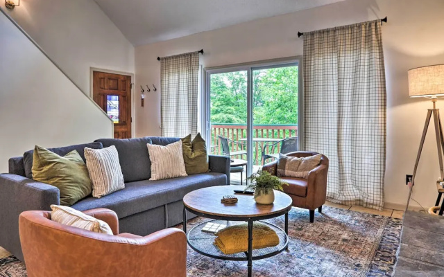 Gatlinburg Chalet: Hot Tub, Sauna + Mountain View