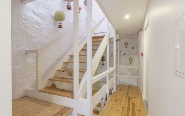 Miragaia Riverside Suites.