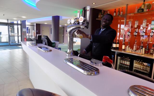 Holiday Inn Express Dunstable by IHG