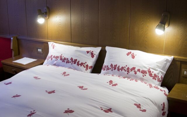 Apartment 4 Holiday - Meisules