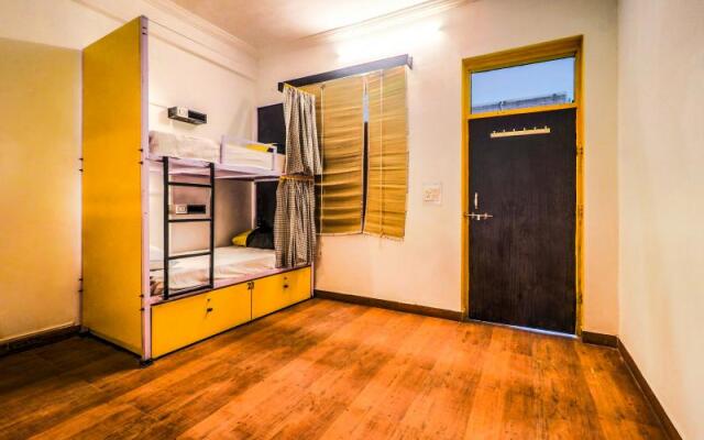 The Hosteller Pushkar