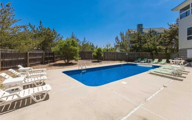 Coastal View II - 8 Br Home